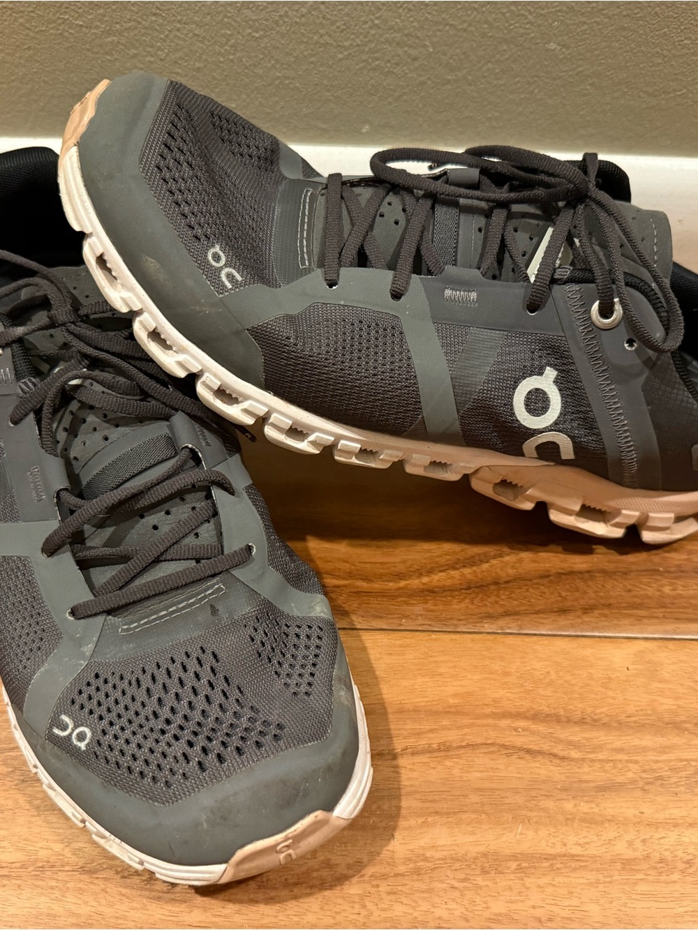 On Running Running Women's Cloud Athletic Shoes - Dark Gray/White